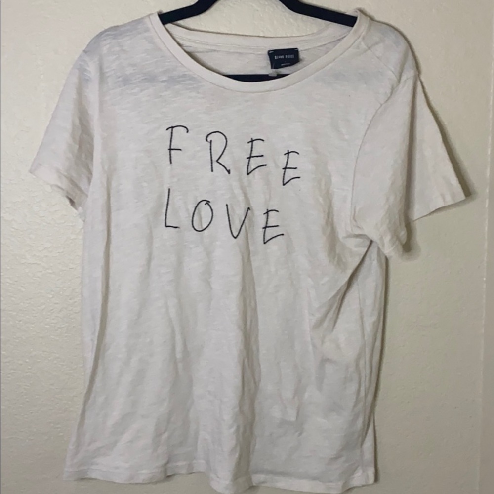 Cream “Free Love” t shirt ❤️